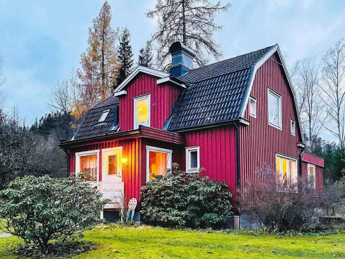 Holiday Home Amal Exterior photo